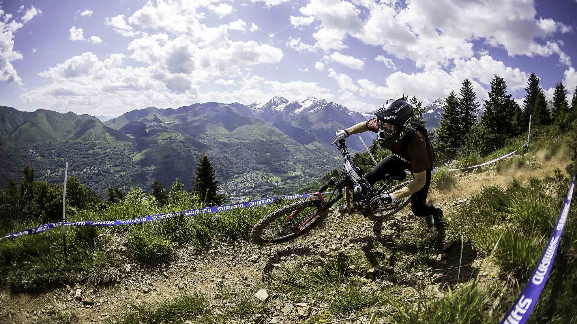 Enduro World Cup: Start of the Season