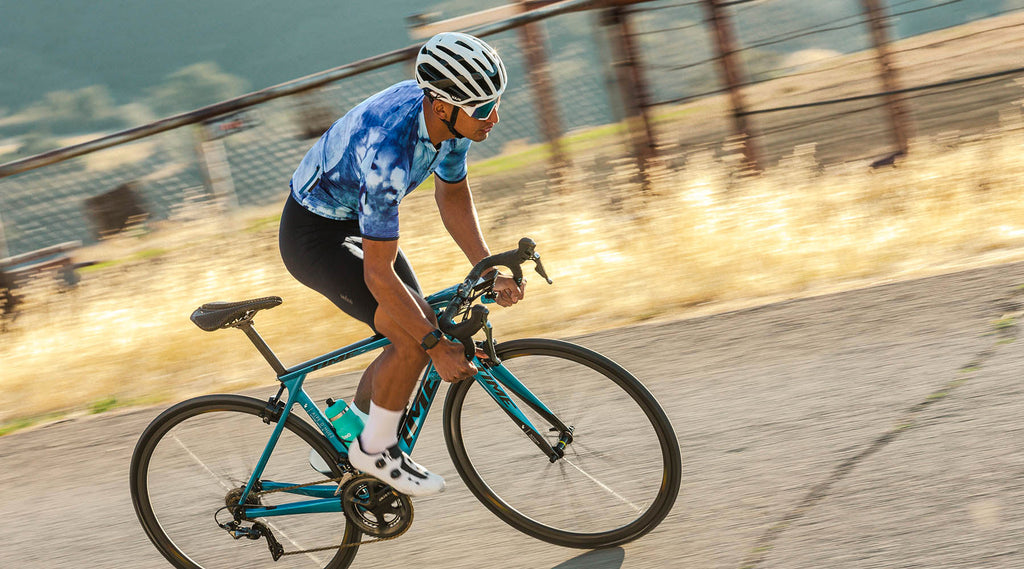 Velocio（ヴェロシオ） Ice Dye SE Jersey Velocio Women's Ice Dye SE Jersey – Cycle Closet